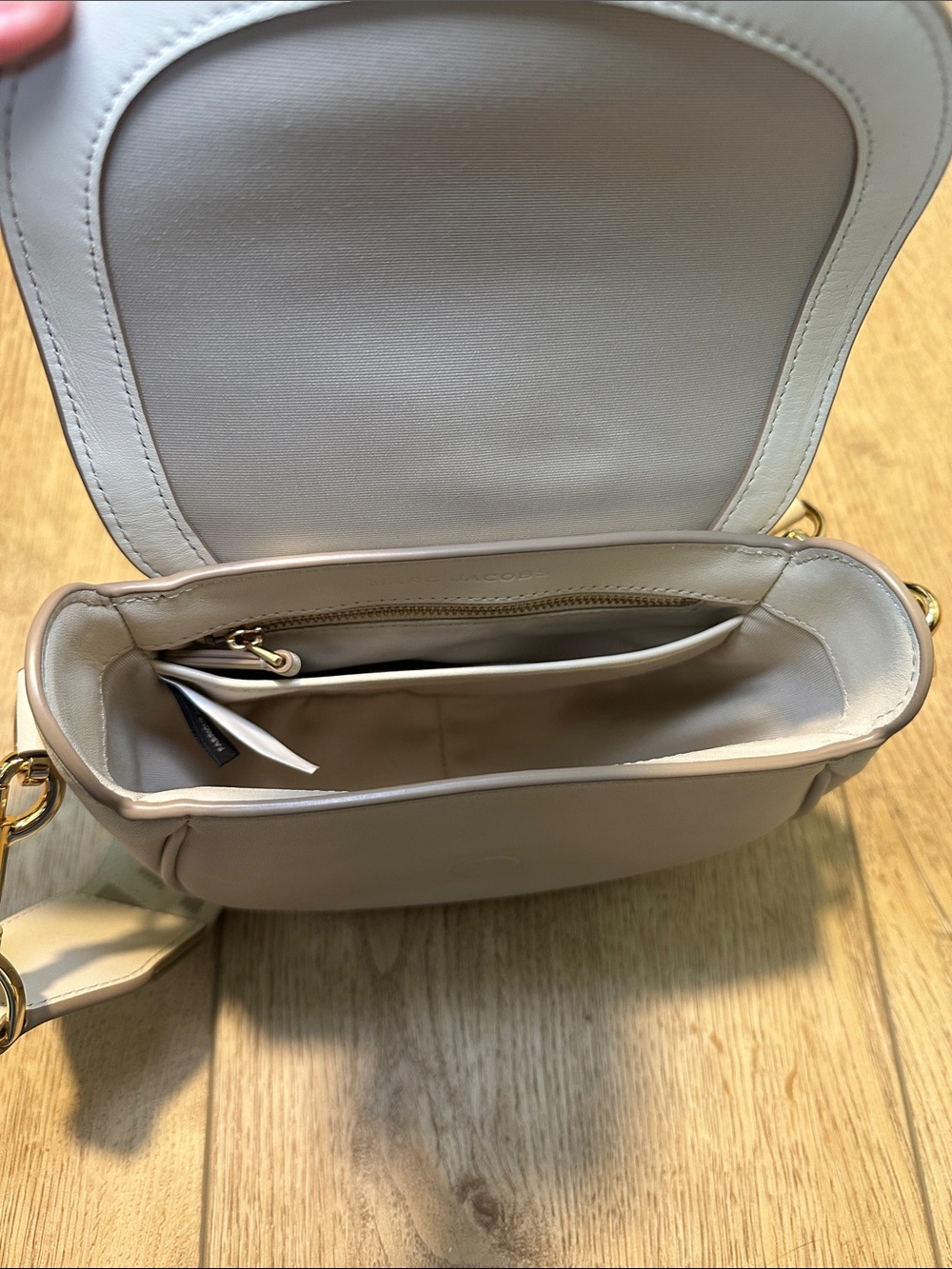The Covered J Marc Saddle Bag - Picture 5 of 9